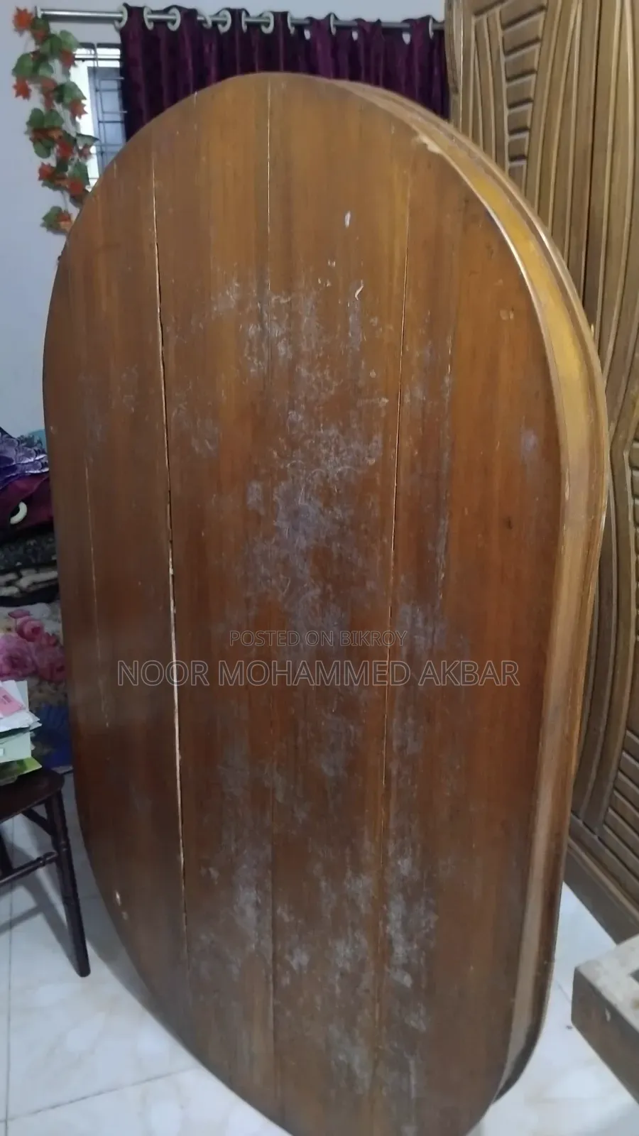 পুরাতন ডাইনিং টেবিল বিক্রয় করা হবে। কমলাপুর স্টেডিয়ামের পিছনে