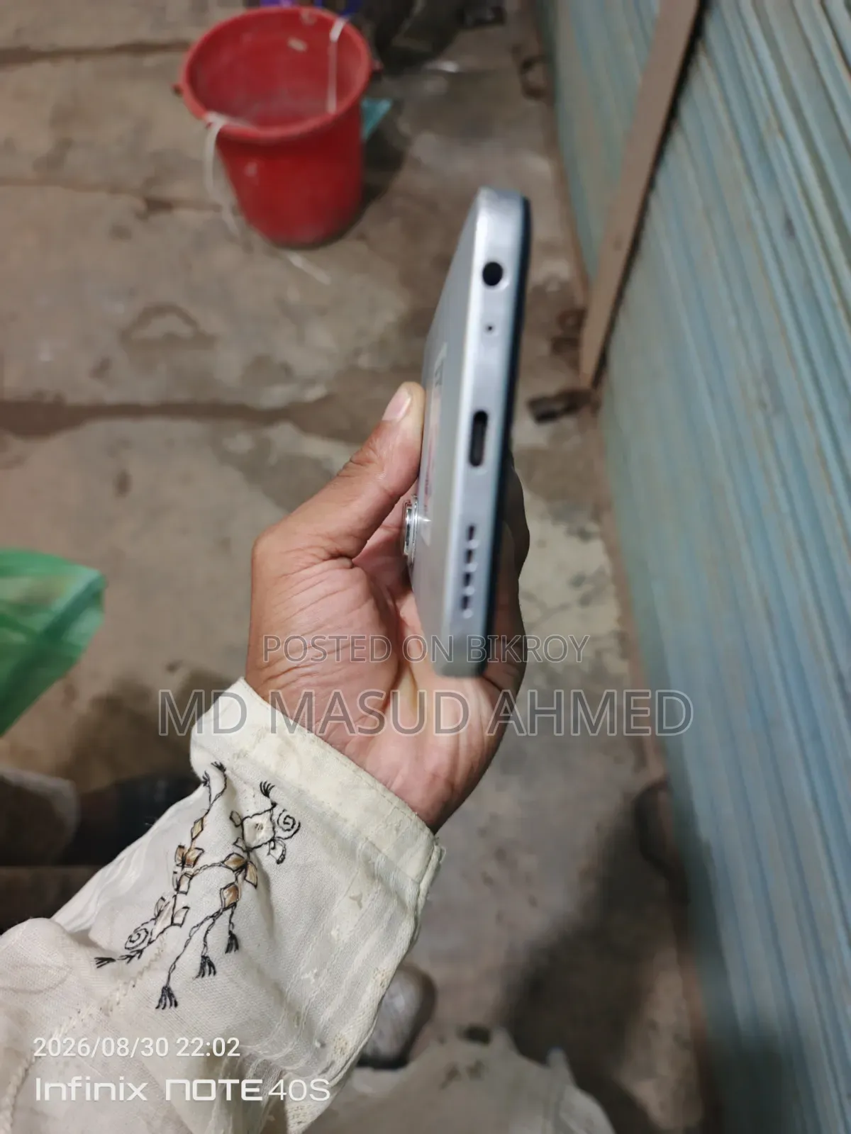 Infinix Hot 60i 128 GB Silver
