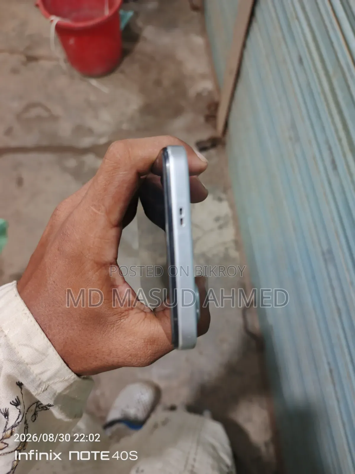 Infinix Hot 60i 128 GB Silver