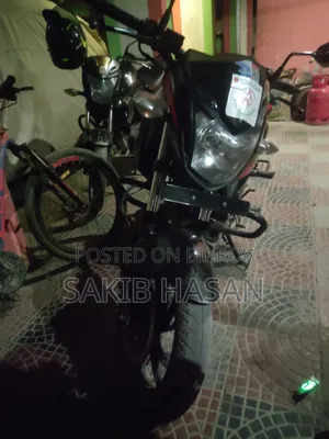 Hero Hunk 2022 Black