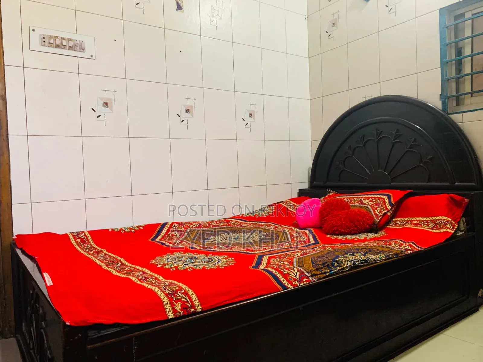 Single Bed Made With Shagun Wood With Jajim