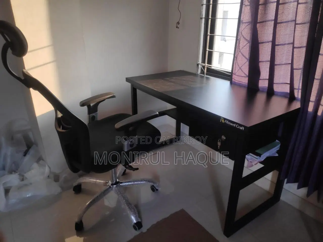 Computer/ Reading Table and Revolving Hydraulic Executive Chair