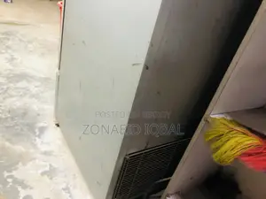 Urgent Sale: ফ্রেশ কন্ডিশন বেভারেজ ফ্রিজ/শোকেস কুলার