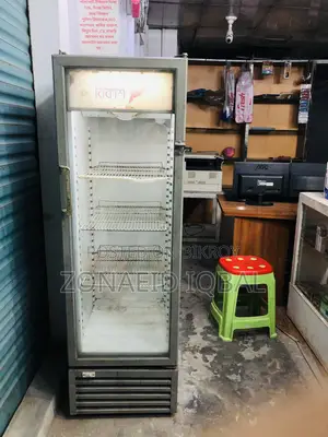 Urgent Sale: ফ্রেশ কন্ডিশন বেভারেজ ফ্রিজ/শোকেস কুলার