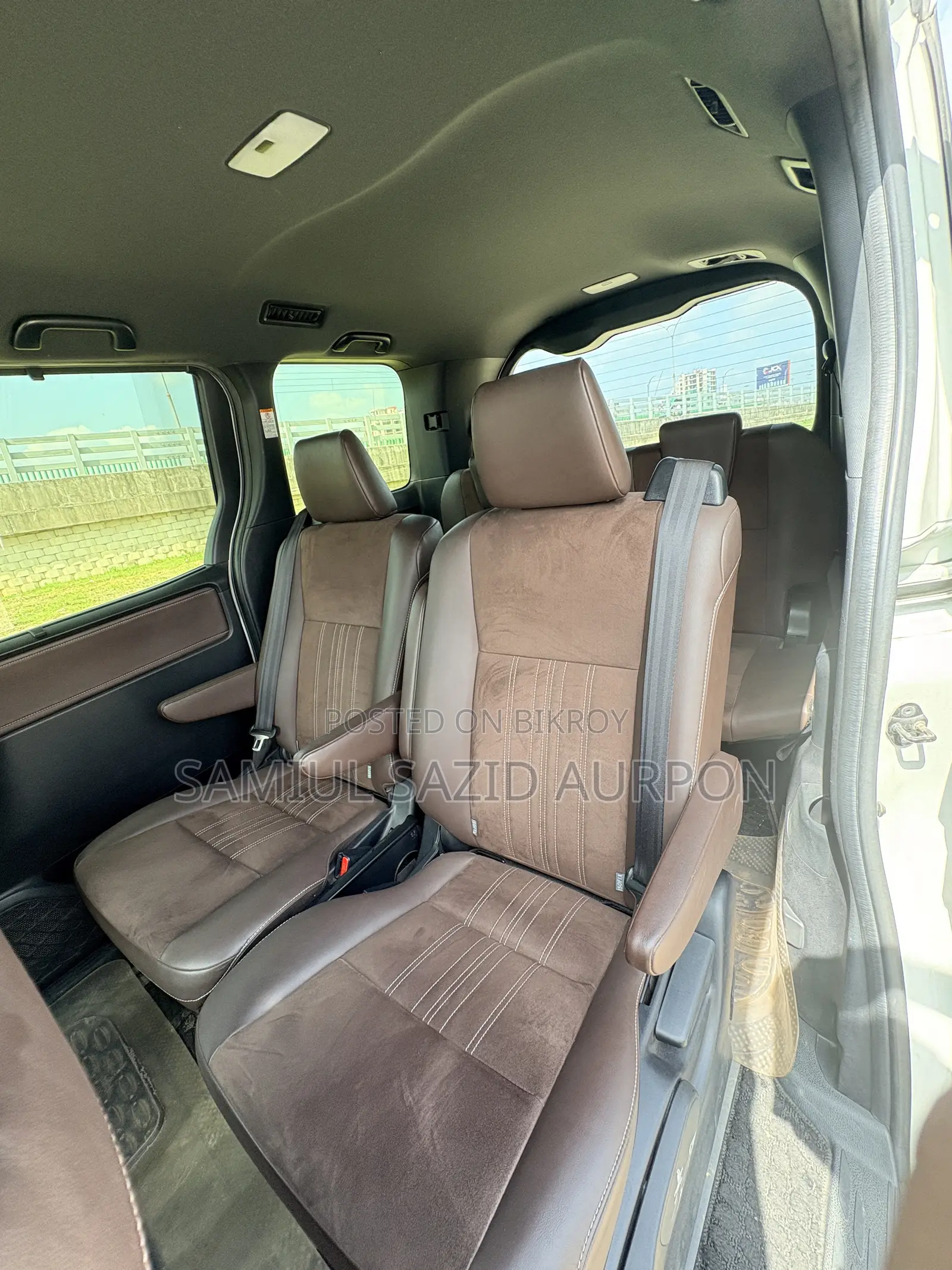 Toyota Esquire 1.8 FWD Hybrid (7 seater) 2017 Pearl