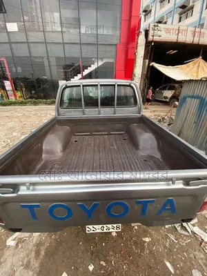 Toyota Hilux 2.5 Cab 2005 Silver