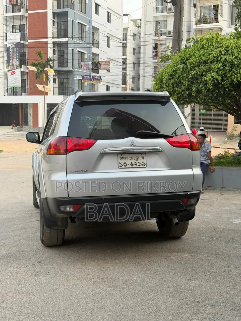 Mitsubishi Pajero 2011 Silver