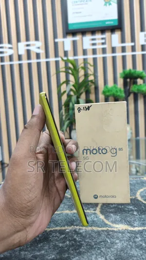 Motorola Moto G85 128 GB Yellow
