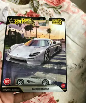 Hot Wheels Premium Boulevard Koenigsegg Cc850