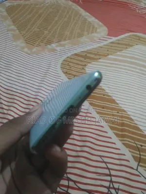 ওয়ানপ্লাস নর্ড সিই ২ ৫জি ১২৮ জিবি