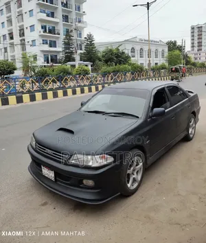 টয়োটা করিনা ১৯৯৭ নীল