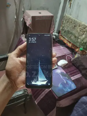 Vivo Y11 32 GB Pink
