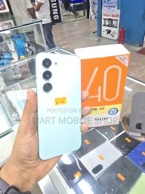 Tecno Spark 40 Pro 128 GB White