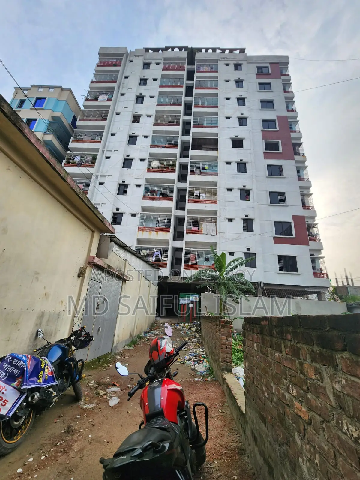 Furnished 3bdrm Apartment in Akota Garden, Jatrabari for sale