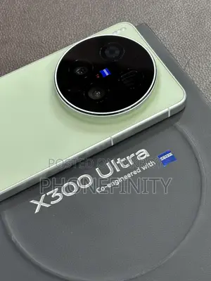 New Vivo X300 Ultra 1 TB Green