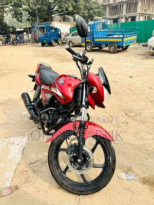 Honda CB 2018 Red