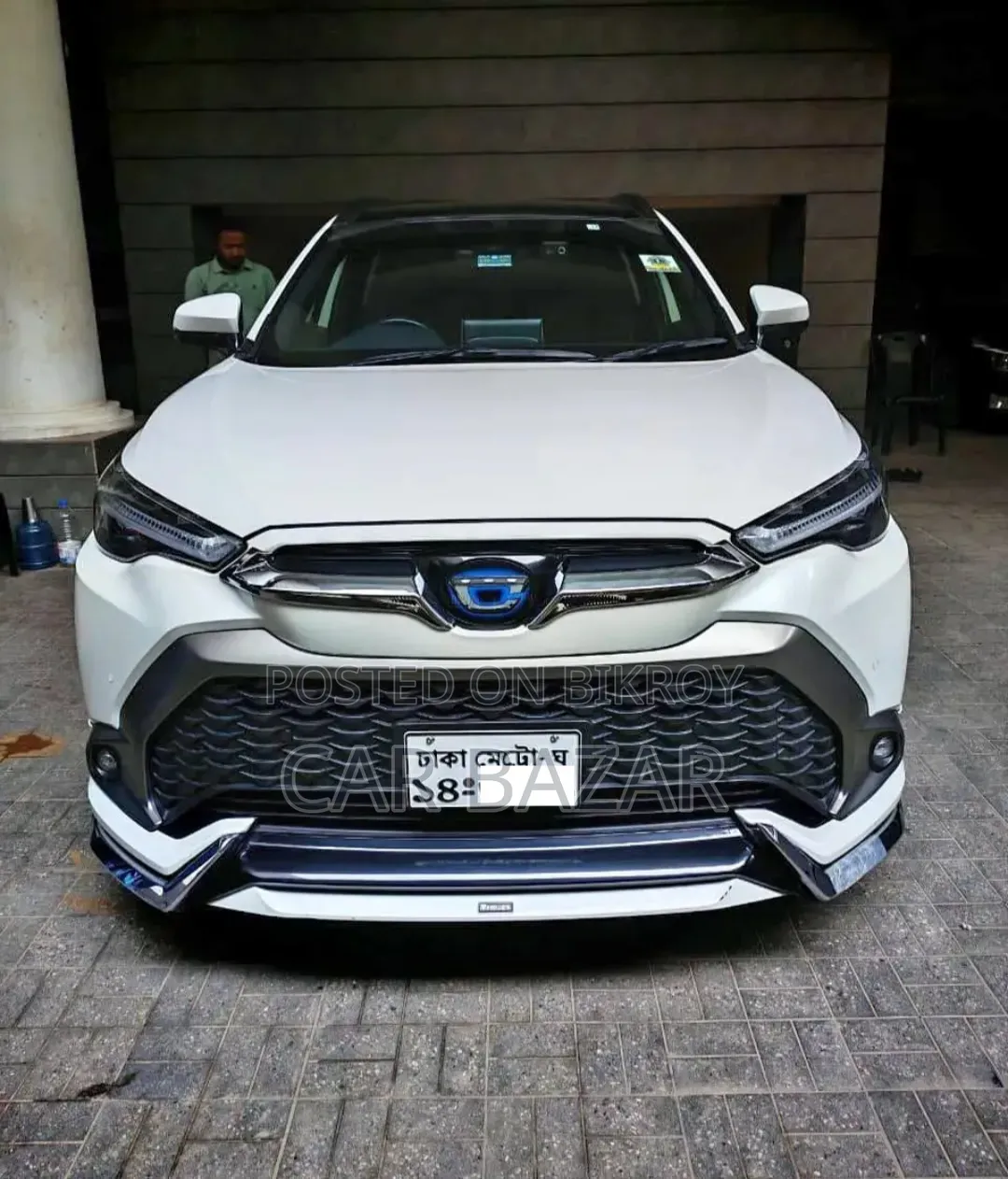Toyota Corolla Cross 1.8 Hybrid FWD 2021 Pearl