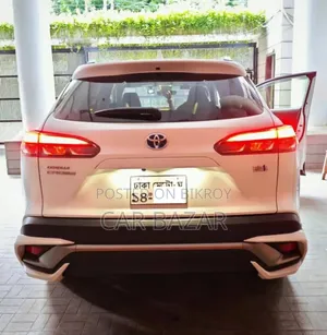 Toyota Corolla Cross 1.8 Hybrid FWD 2021 Pearl