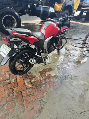 Yamaha Fazer FI V2 2024 Red