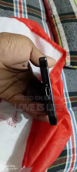 Invens 128 GB Black