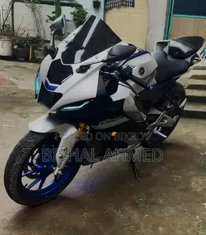 New Yamaha R15M 2024 Silver