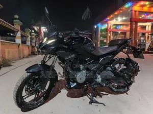 Hero Xtreme 125R 2025 Black