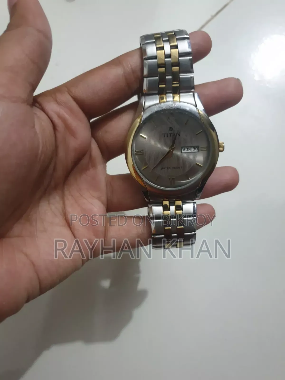 TITAN Watch 6y Model