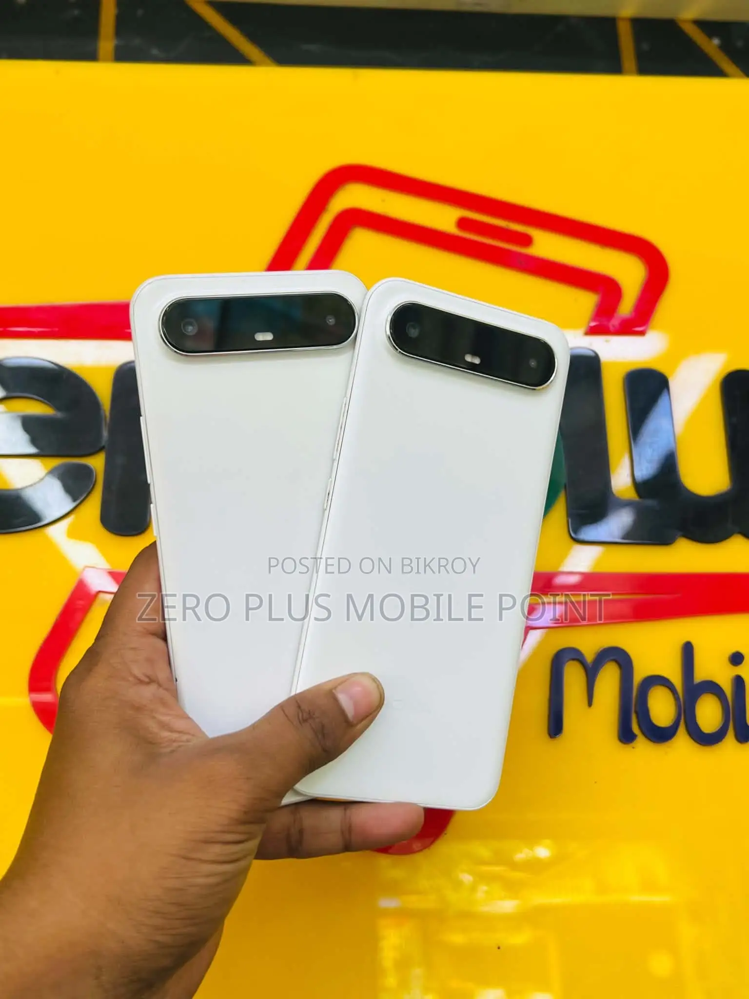 Tecno Pova Slim 5G 256 GB White
