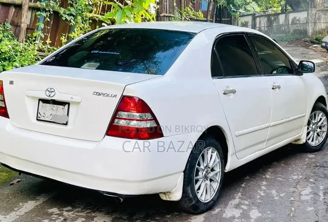 Toyota Corolla 1.5 Sedan Automatic 2002 White