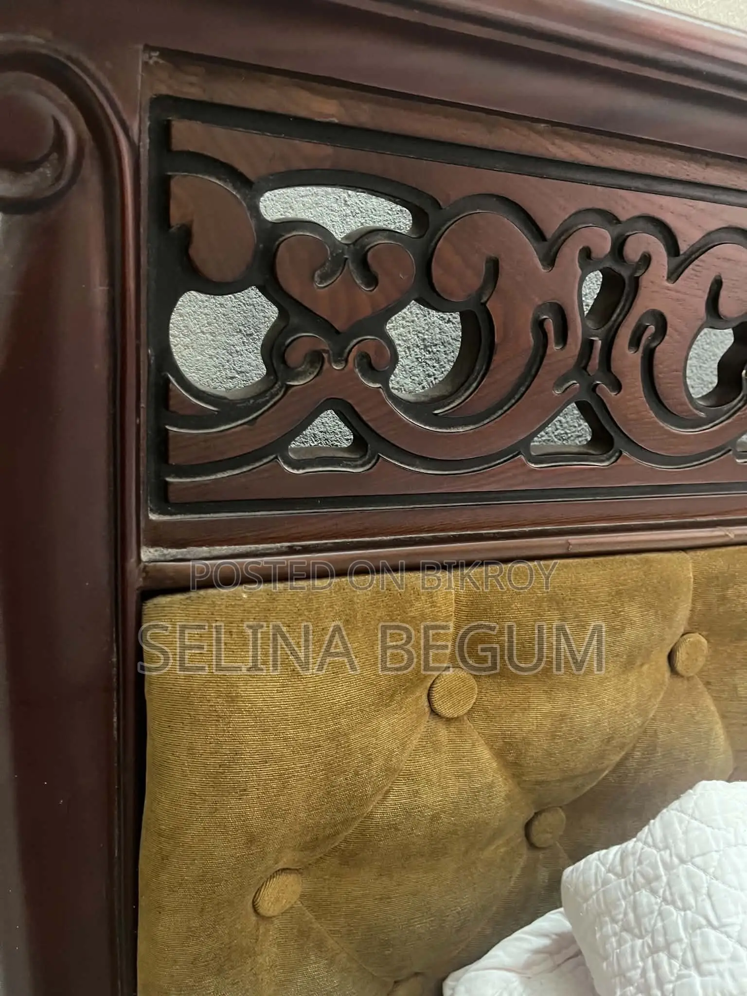 ওটবি খাট কিং সাইজ মেহগনি কাঠ এর মেট্রেস স৯হ