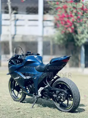 Suzuki Gixxer SF 2024