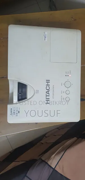 Hitachi  Projector- CP-WX3041WN বিক্রি হবে — একদম ফ্রেশ কন্ডিশন