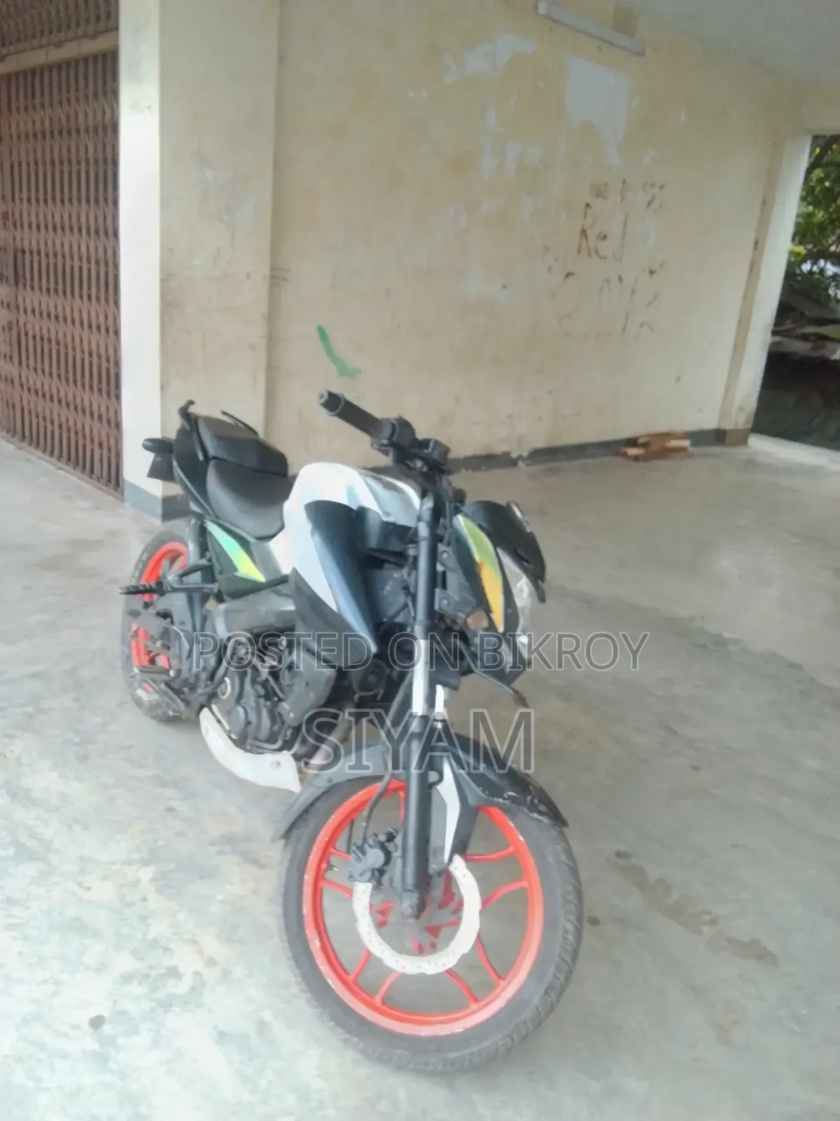 Bajaj Pulsar NS 160 2020 White
