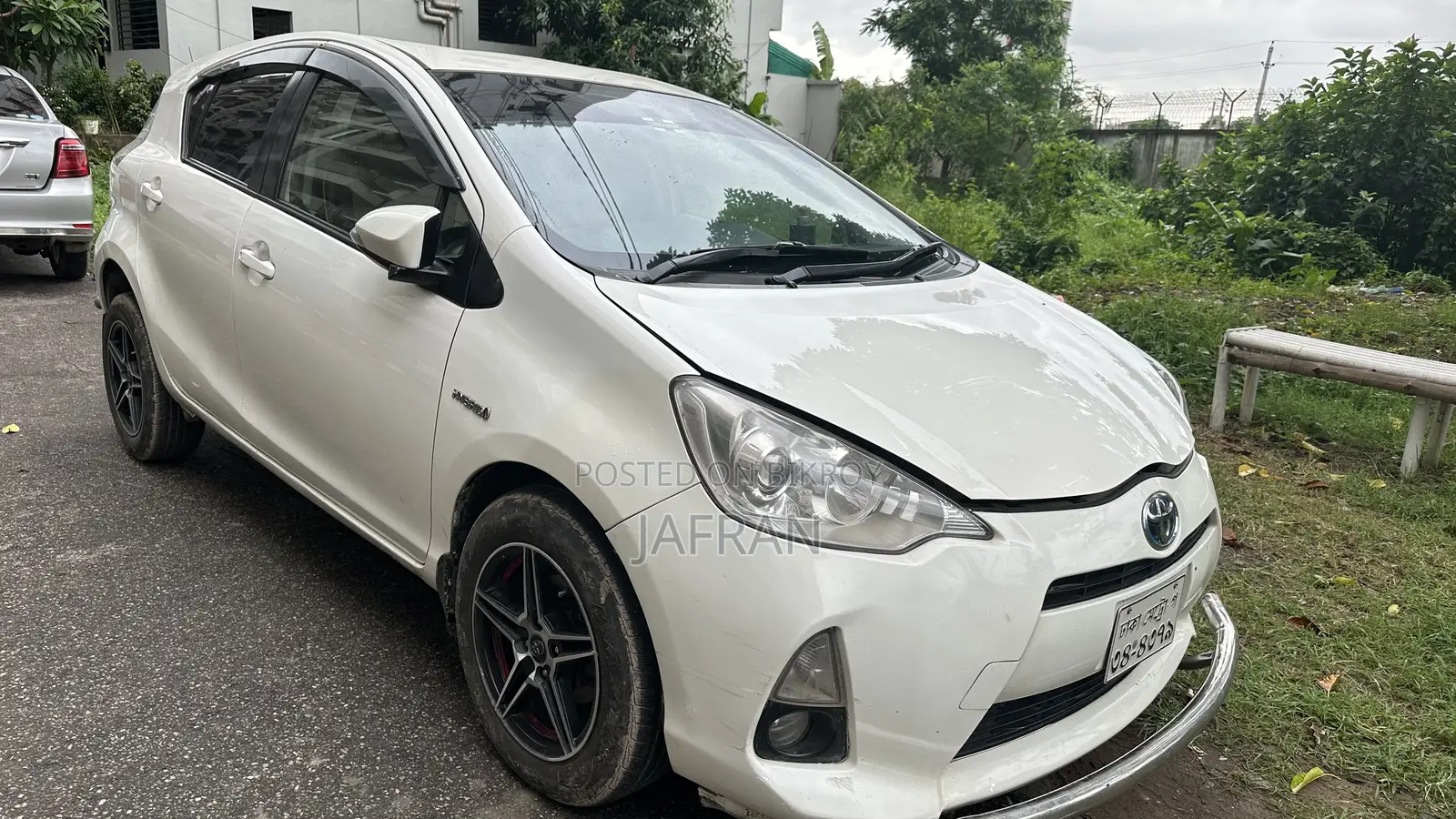 Toyota Aqua 2012 White