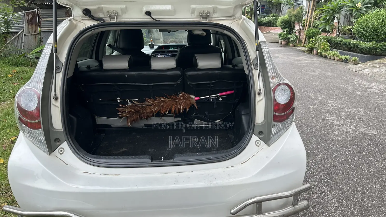 Toyota Aqua 2012 White