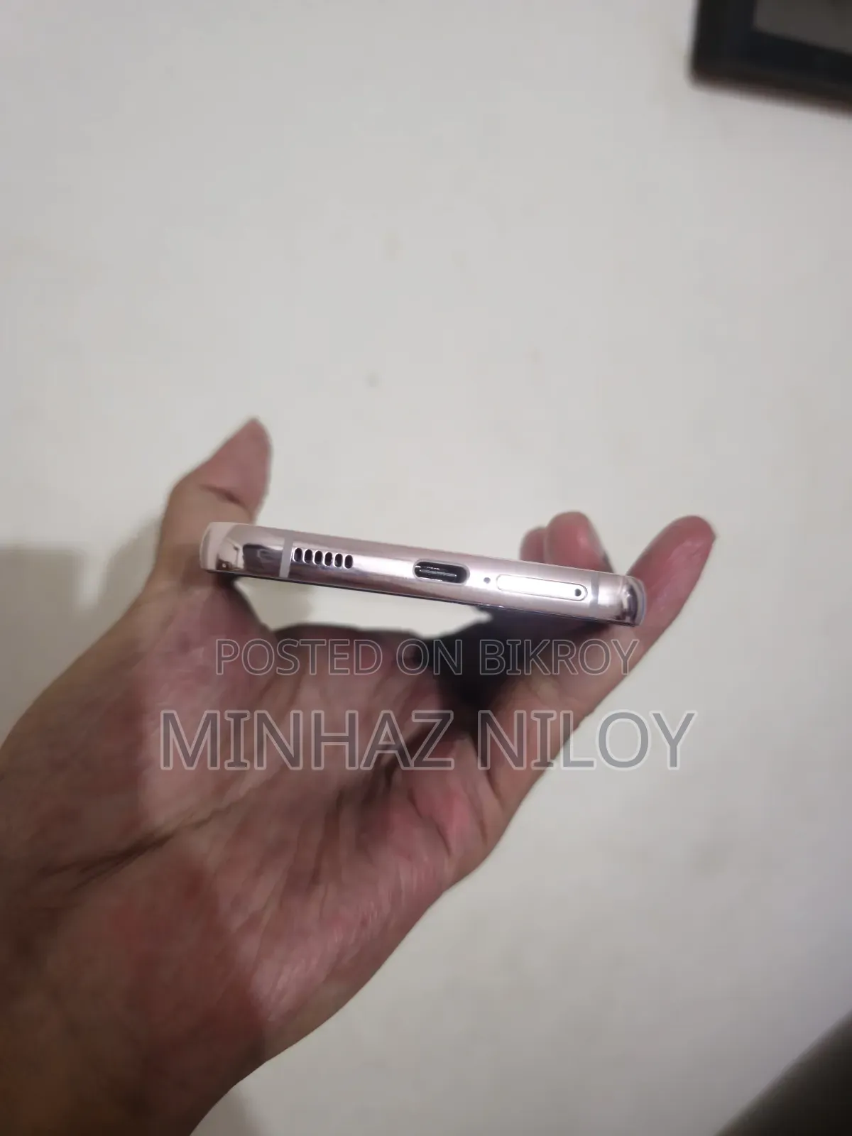 New Samsung Galaxy S22+ 5G 128 GB Rose Gold