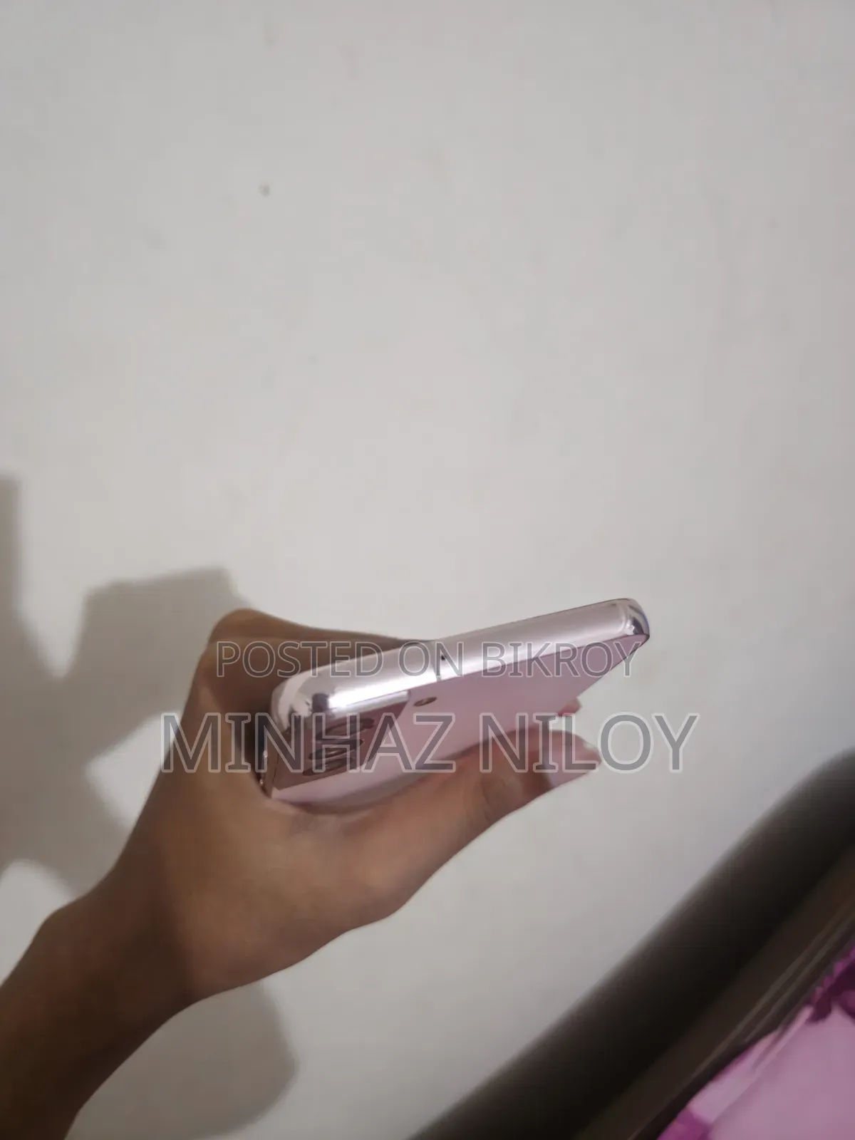 New Samsung Galaxy S22+ 5G 128 GB Rose Gold