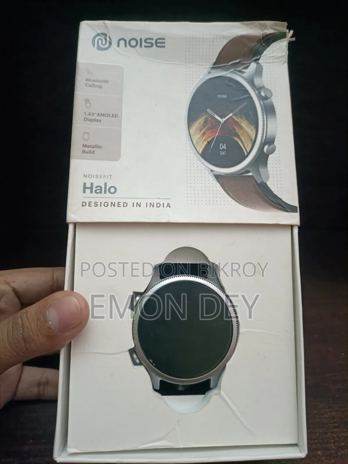 Noise NoiseFit Halo Calling 1.43" AMOLED Smart Watch