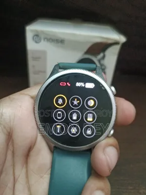 Noise NoiseFit Halo Calling 1.43" AMOLED Smart Watch