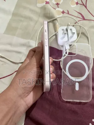 Apple iPhone 15 128 GB Pink