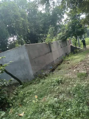 দক্ষিণ মুখি  ৩ কাঠা ৫৪ ফিট পাকা রোডে।