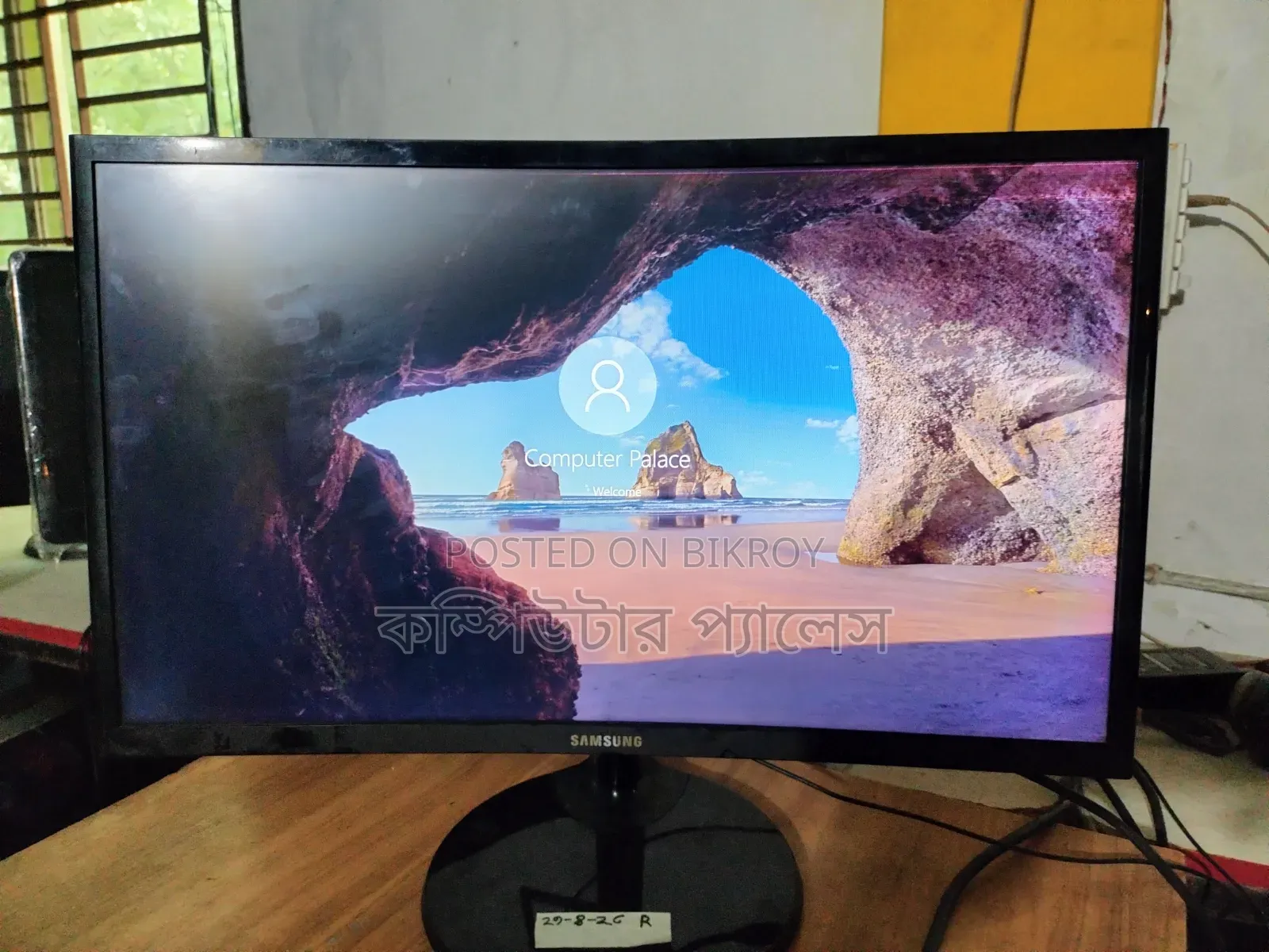 22 Curved Samsung Monitor Mark