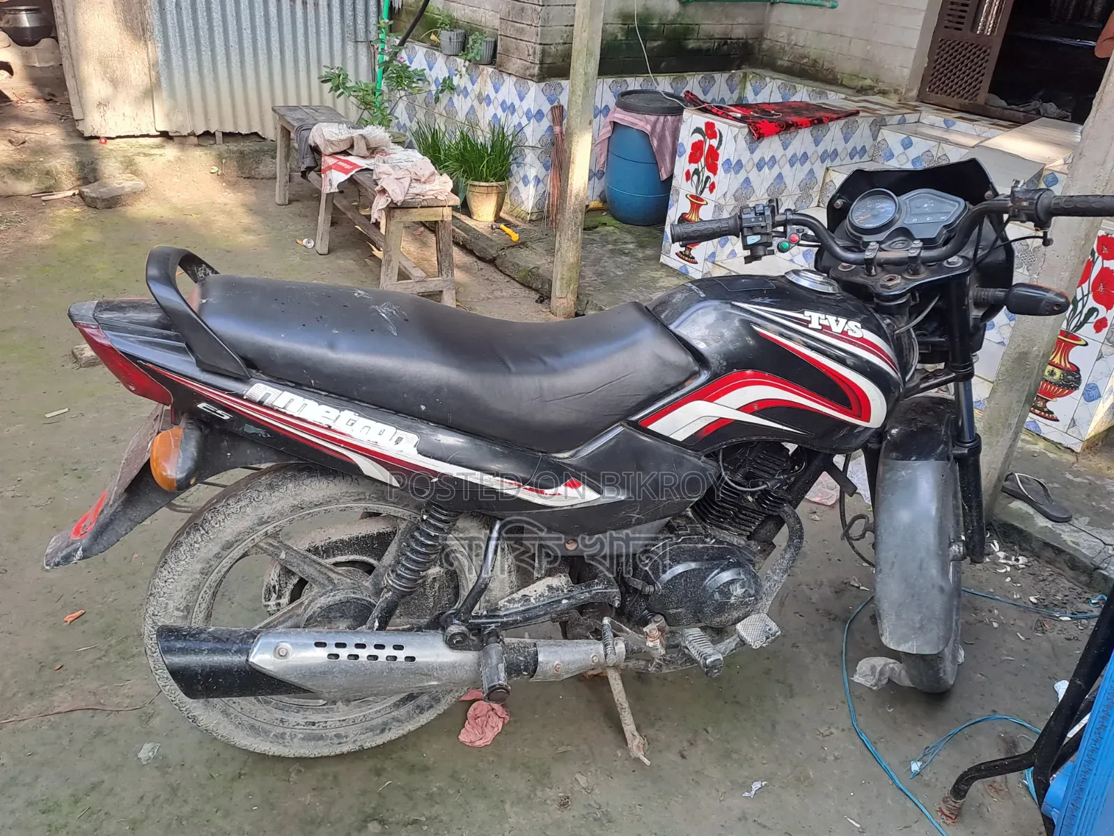 TVS Metro 2011 Red