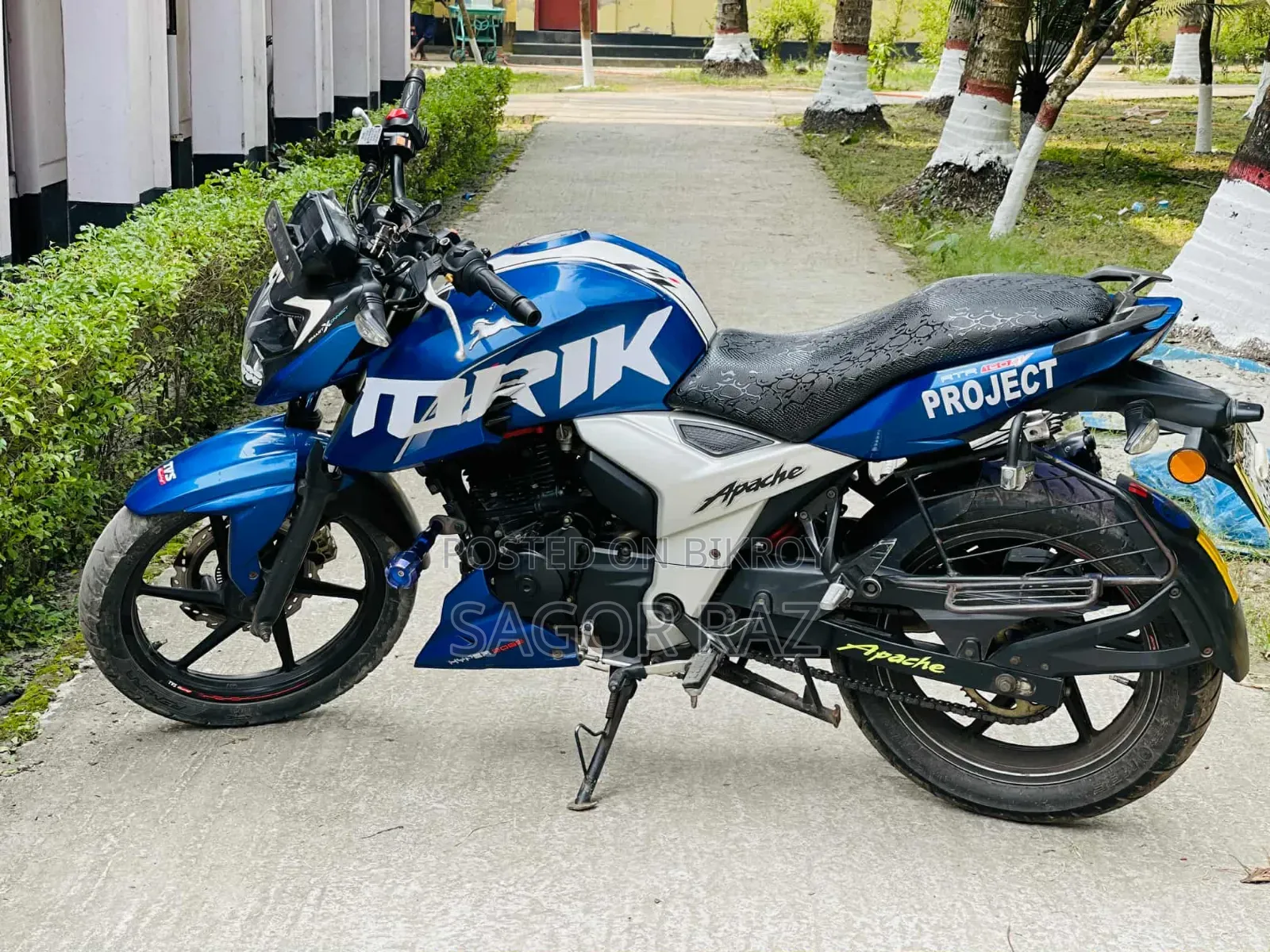 TVS Apache RTR 160 4V 2023 Blue