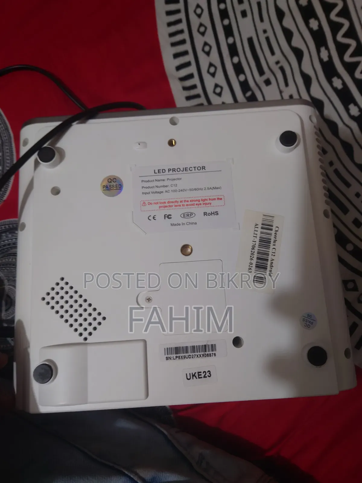 Cheerlux C12 Projector