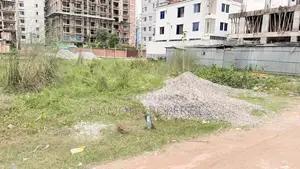 5.5 Katha Plot for Sale Aftab Nagar L Block