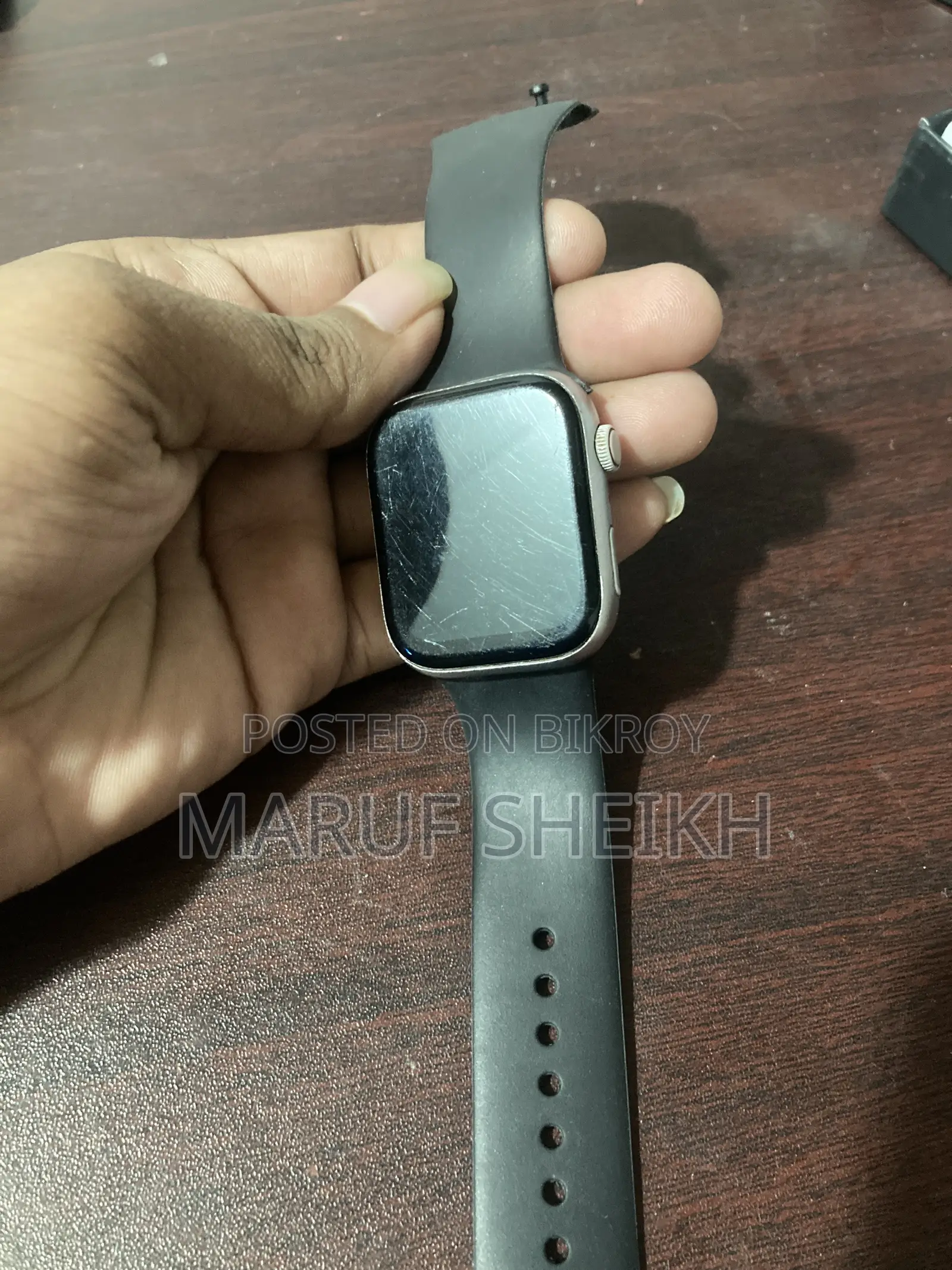 2 Smart Watches