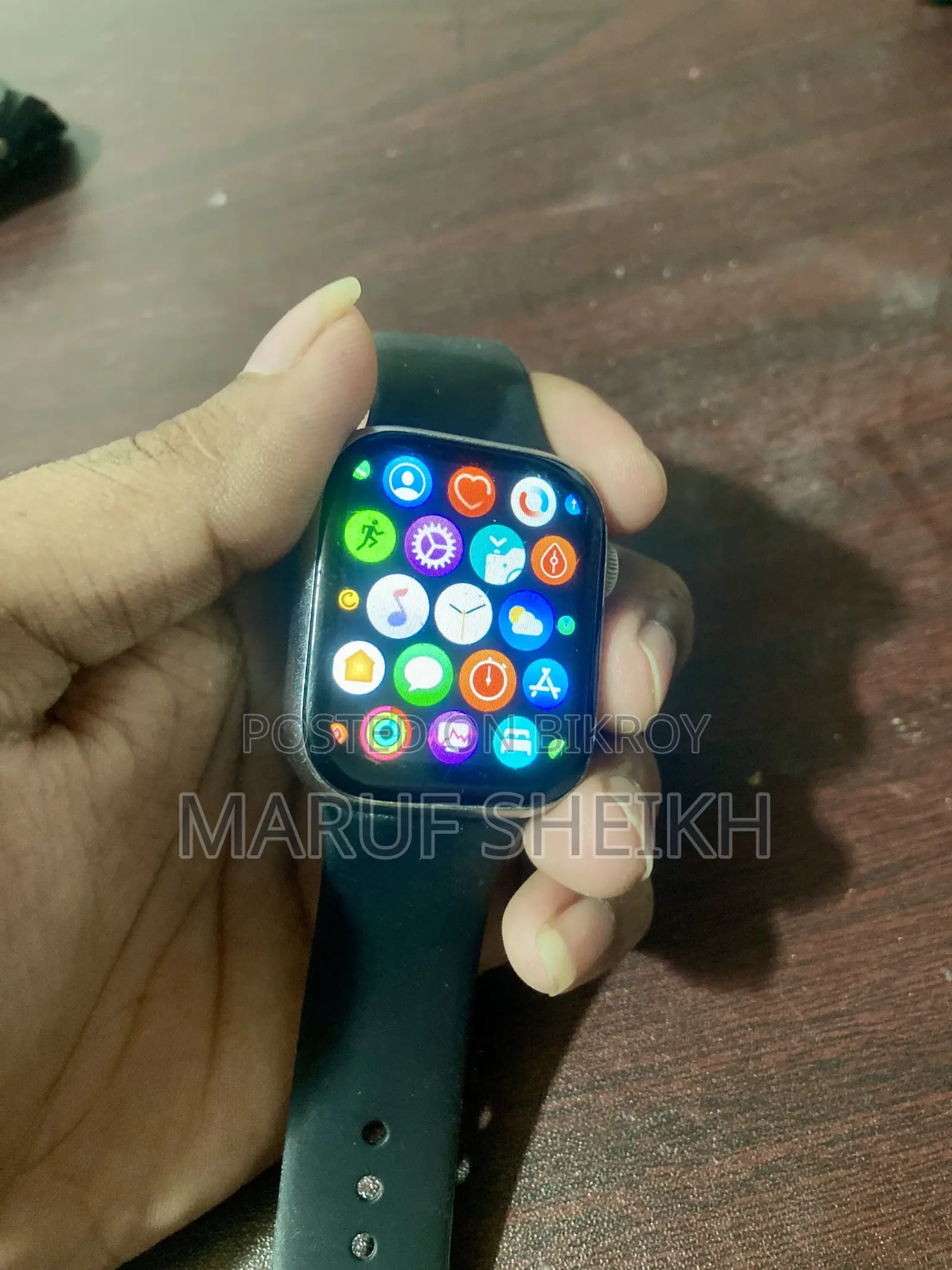 2 Smart Watches