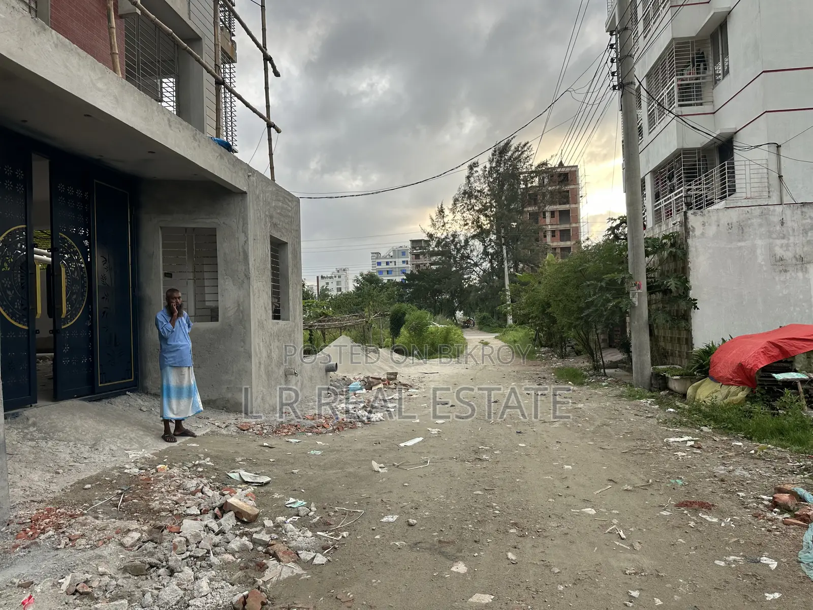 M Block, 3 Katha,South-Face,Near-300' Road,Bashundhara
