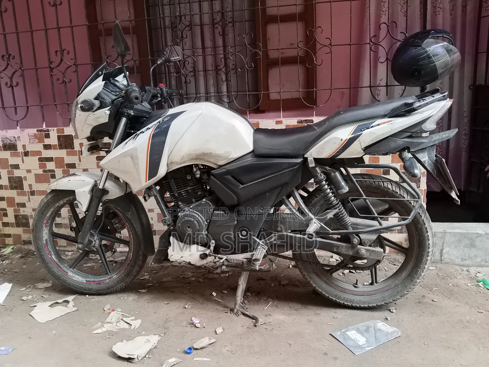TVS 2016 Black